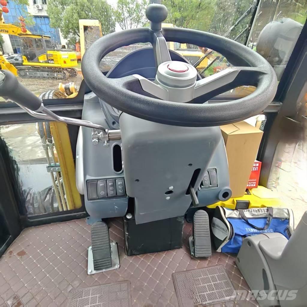 CAT 420 F 反鏟裝載機