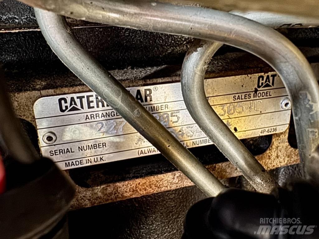 CAT 432 E 反鏟裝載機