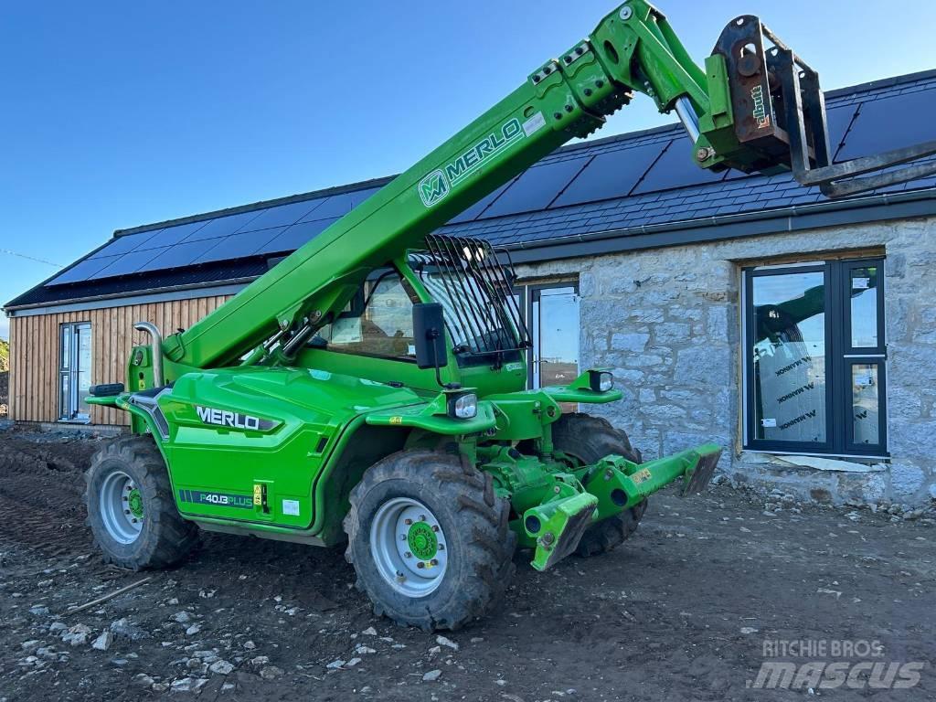 Merlo P40.13 PLUS 伸縮臂操作車