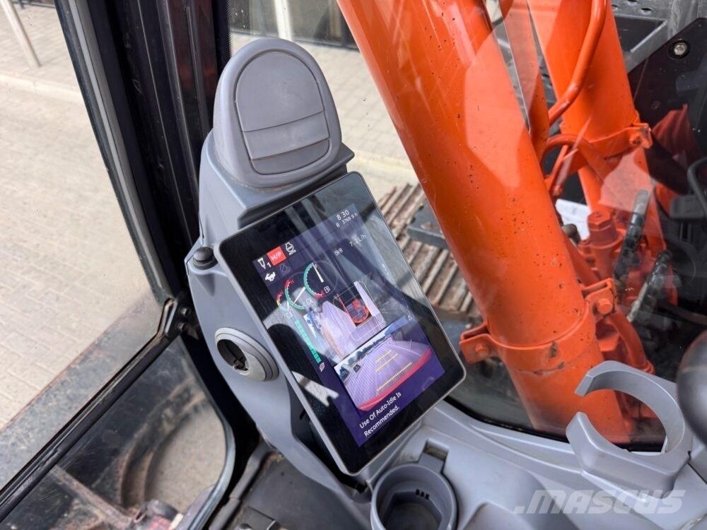 Hitachi ZX135USBL-7 履帶式 挖土機/掘鑿機/挖掘機