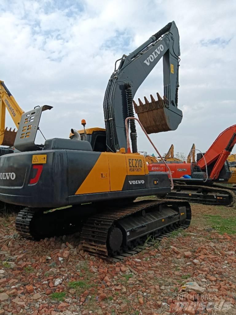 Volvo EC 240 履帶式 挖土機/掘鑿機/挖掘機