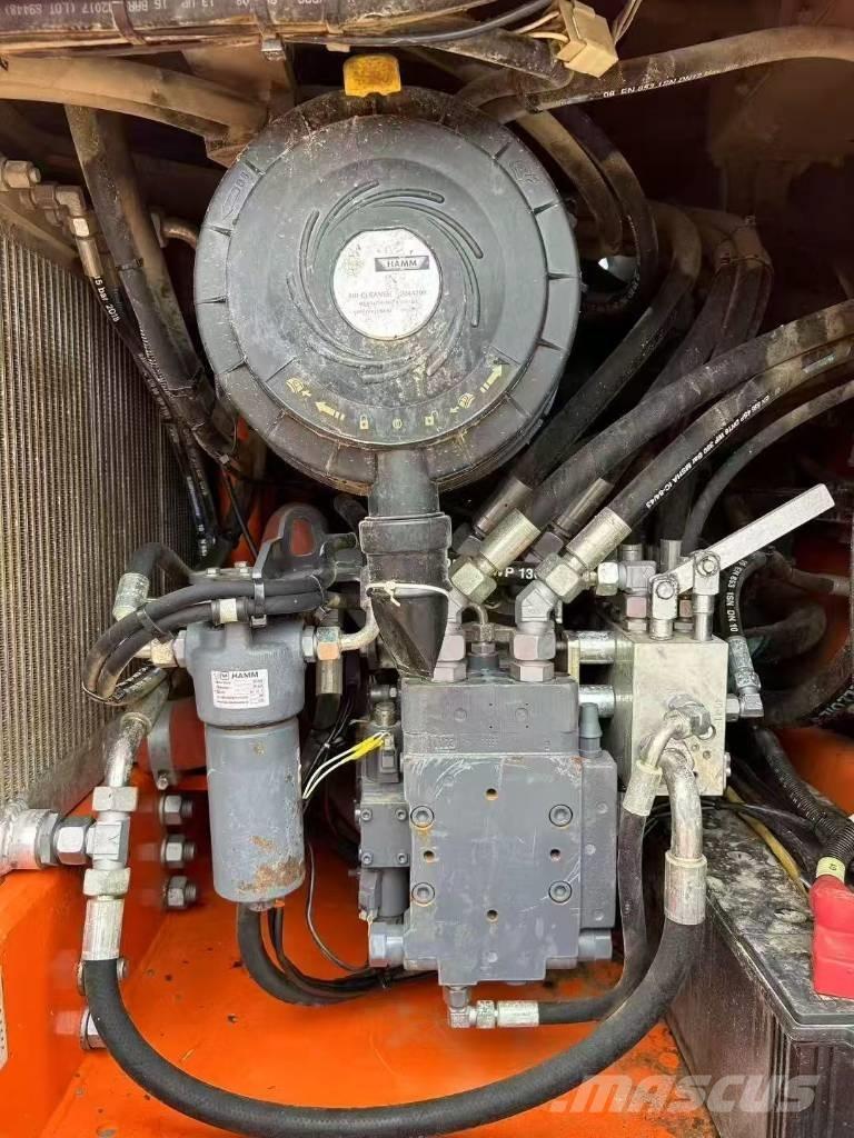 Hamm HD 90 複合式滾壓機