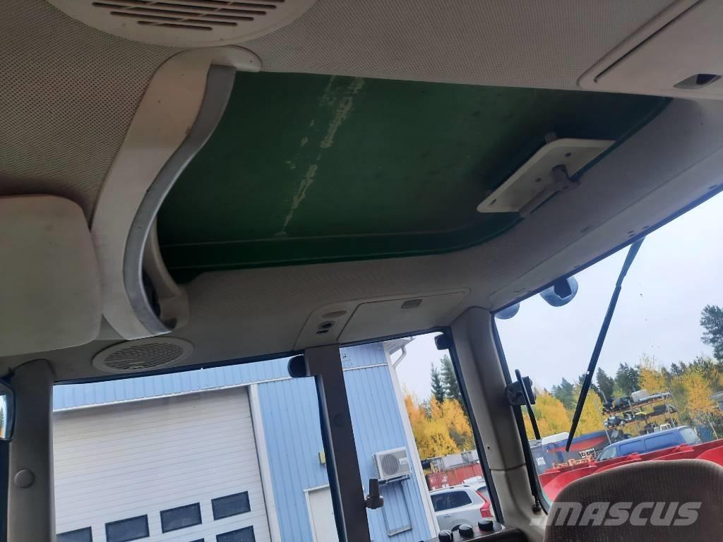 John Deere 6420 曳引機