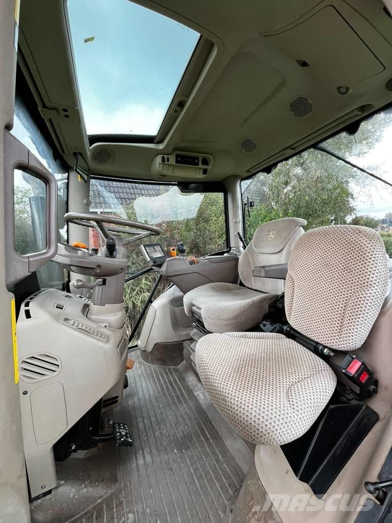 John Deere 6110 R 曳引機