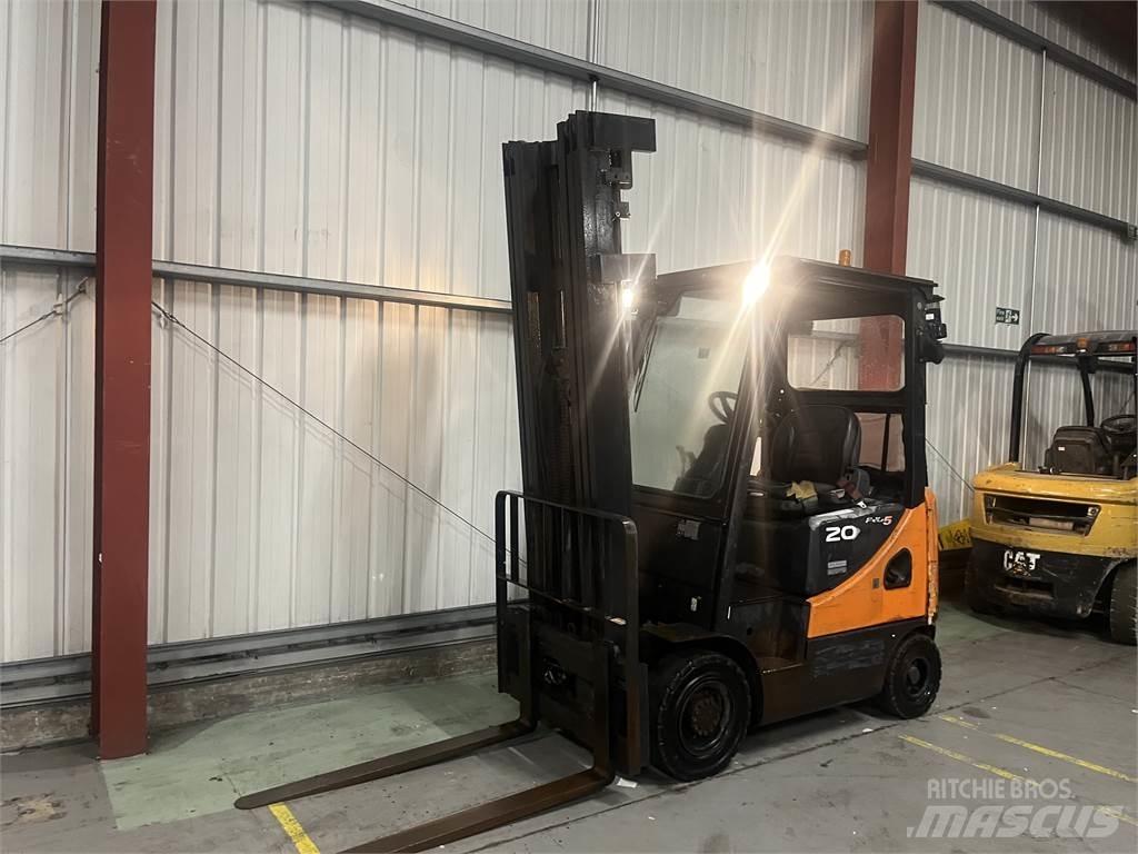 Doosan D20SC-5 柴油卡車
