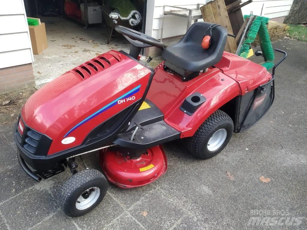 Toro zitmaaier DH140 騎乘式割草機