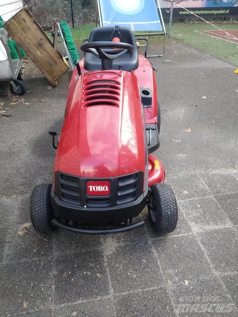 Toro zitmaaier DH140 騎乘式割草機