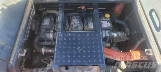 Doosan DX 300 LC-5 履帶式 挖土機/掘鑿機/挖掘機