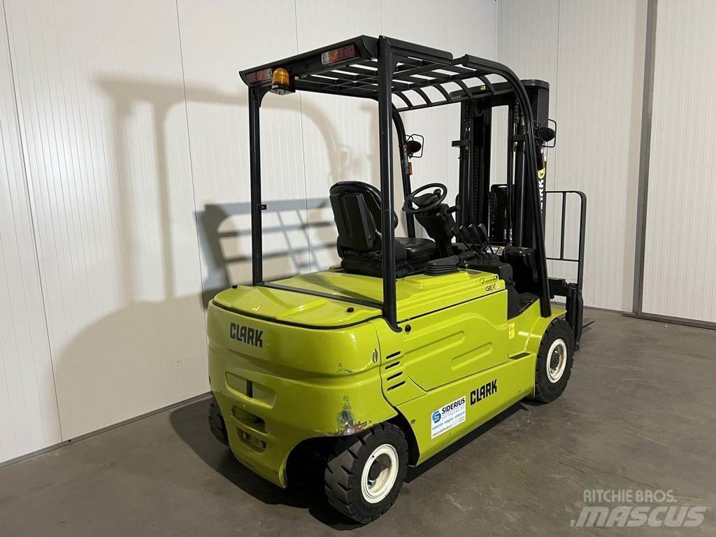 Clark GEX30 電動堆高機