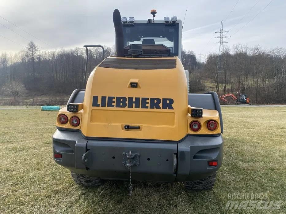 Liebherr L546 輪胎式裝載機