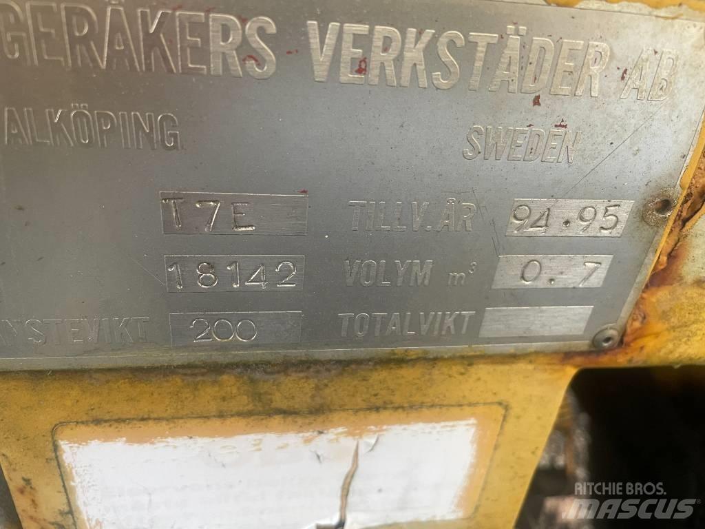 Falköping T7E 砂鹽撒布機