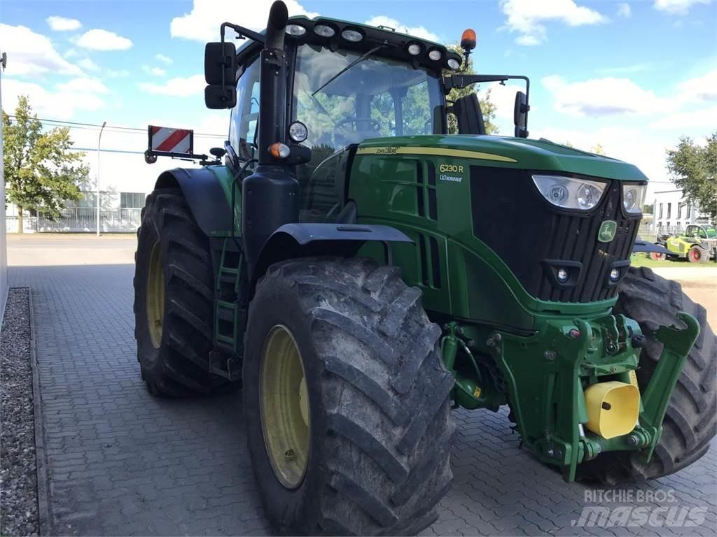 John Deere 6230R 曳引機