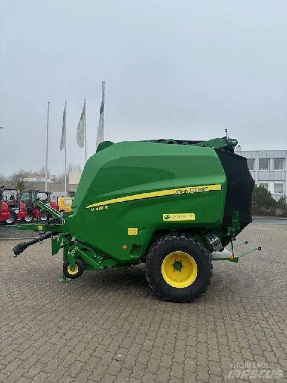 John Deere V461R 圓型牧草打包機