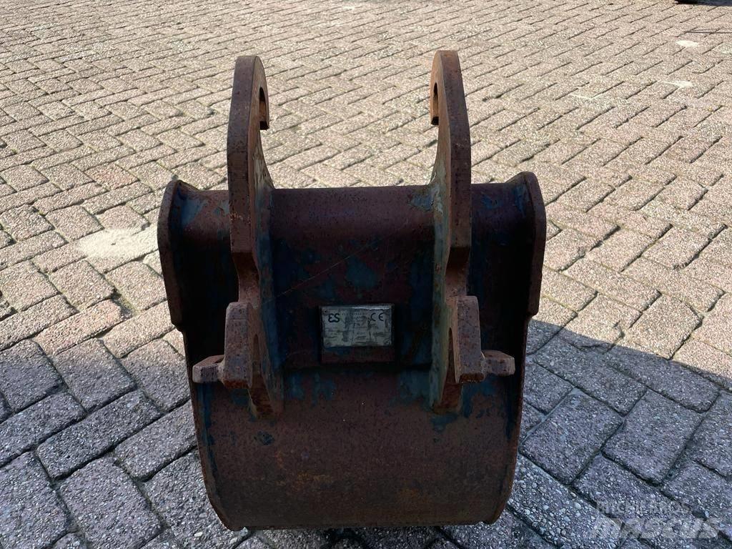 Eurosteel sleuvenbak 鏟斗