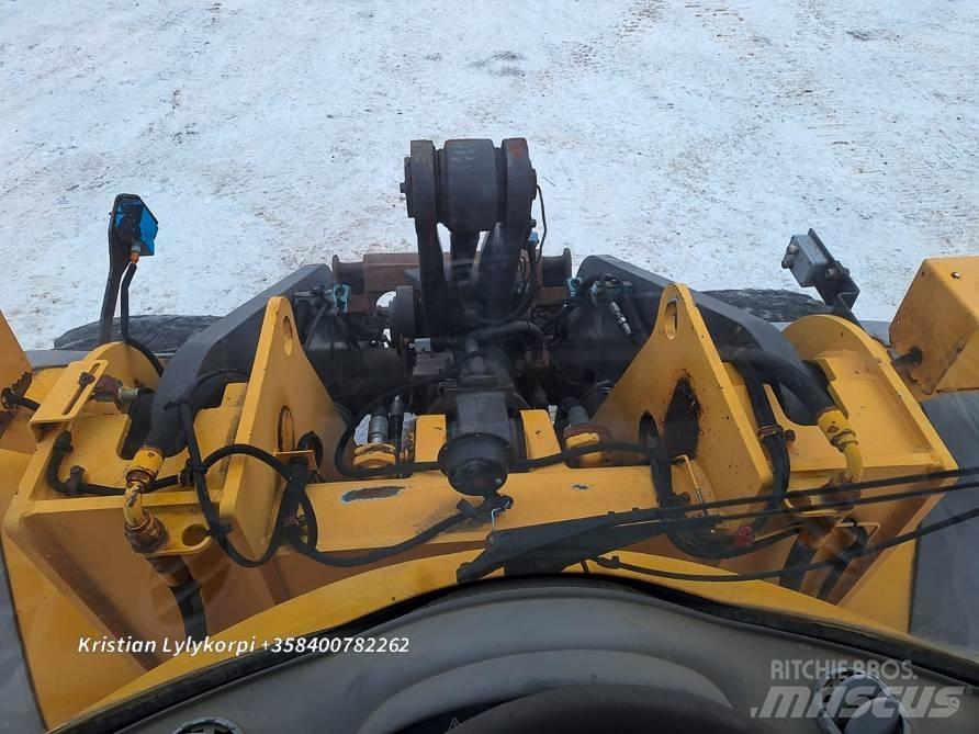 Volvo L120E 輪胎式裝載機