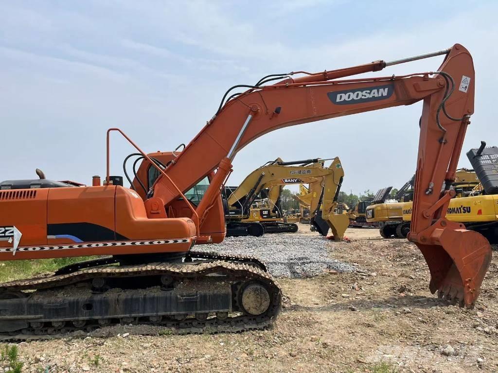 Doosan DH225 履帶式 挖土機/掘鑿機/挖掘機