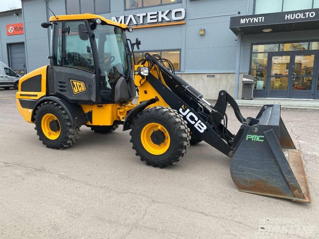 JCB 407 T4 輪胎式裝載機