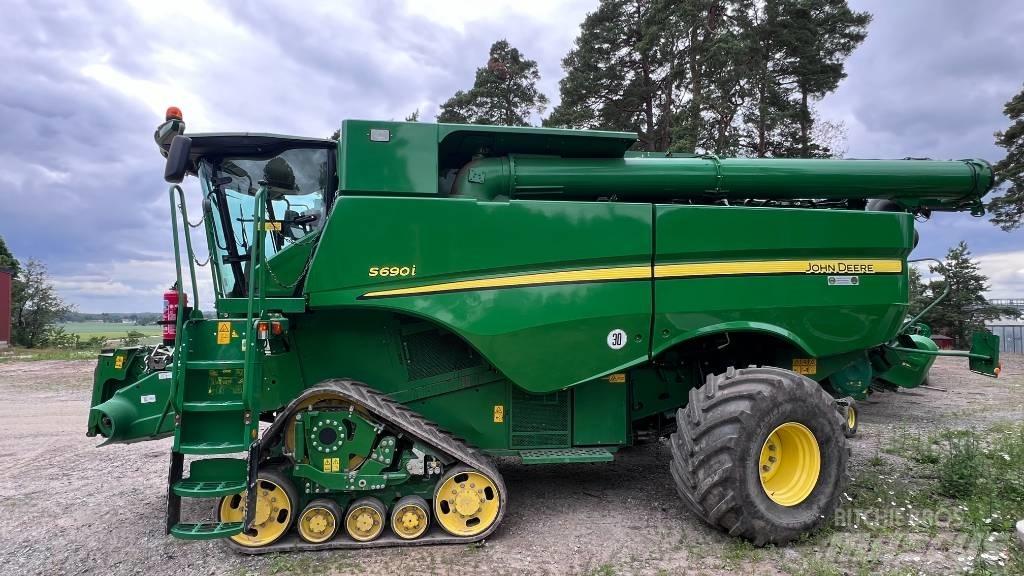 John Deere S 690 聯合收穫機
