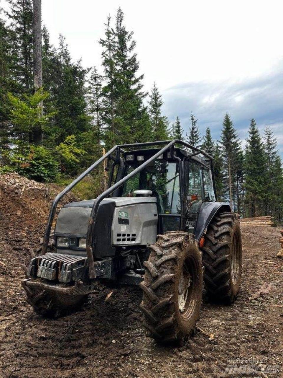 Valtra 6550 林業用曳引機