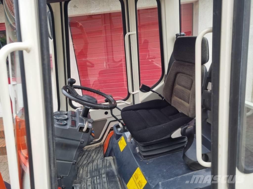 Kubota R 520 N 輪胎式裝載機