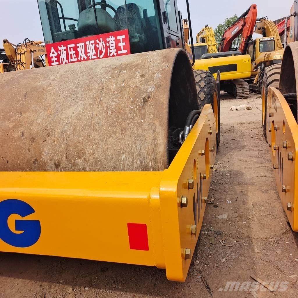 XCMG XS143J 單輪滾壓機