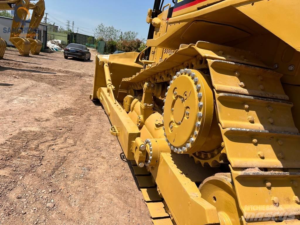 CAT D 8 R 履帶推土機