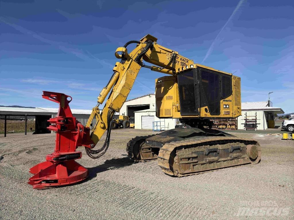 Komatsu XT 445 L-5 伐木歸堆機
