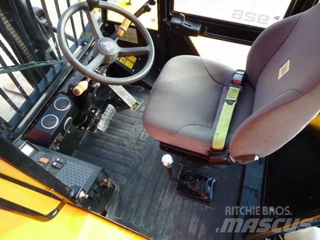 JCB 926 越野車