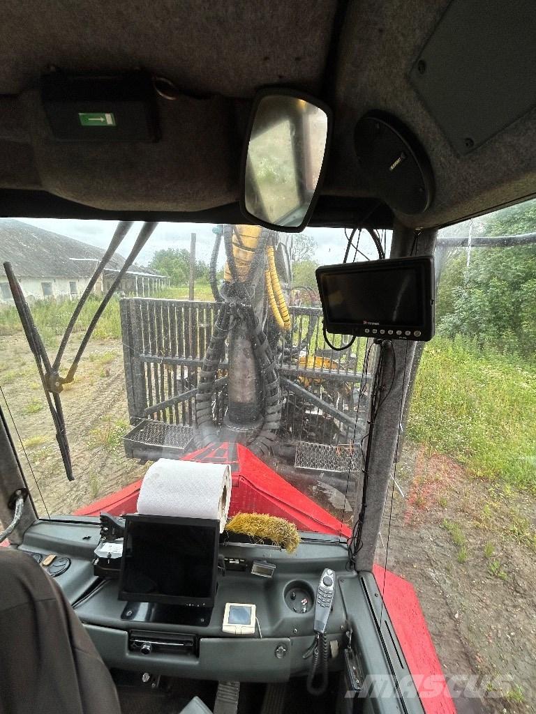 Valmet 840.4 集運機