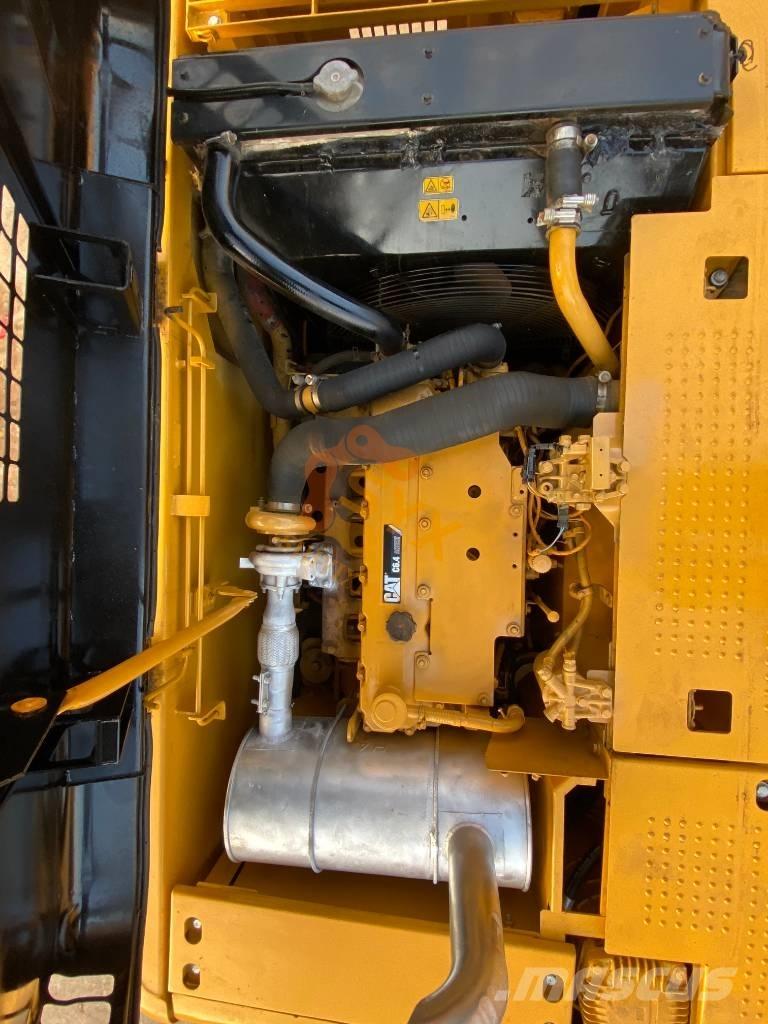 CAT CAT320 D2 履帶式 挖土機/掘鑿機/挖掘機