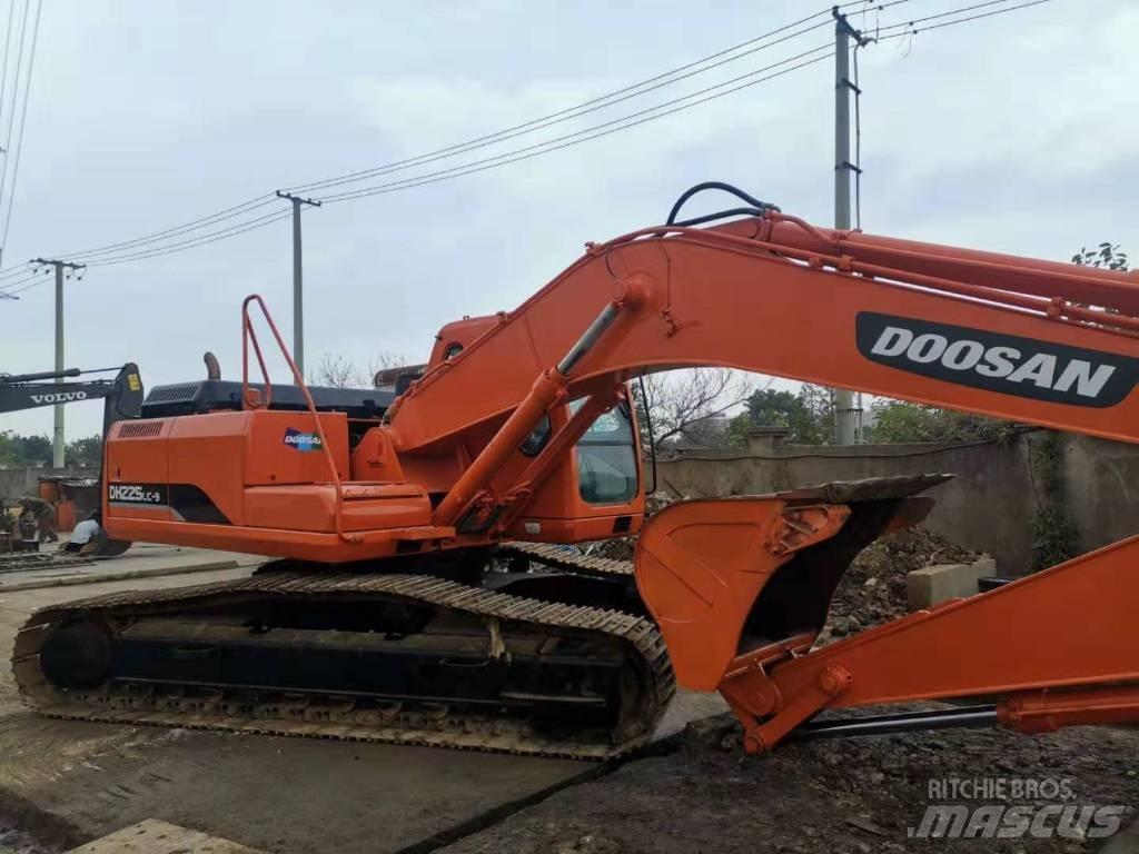 Doosan DH225LC-9 履帶式 挖土機/掘鑿機/挖掘機