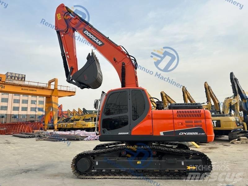 Doosan DX 225 LC-9C 履帶式 挖土機/掘鑿機/挖掘機