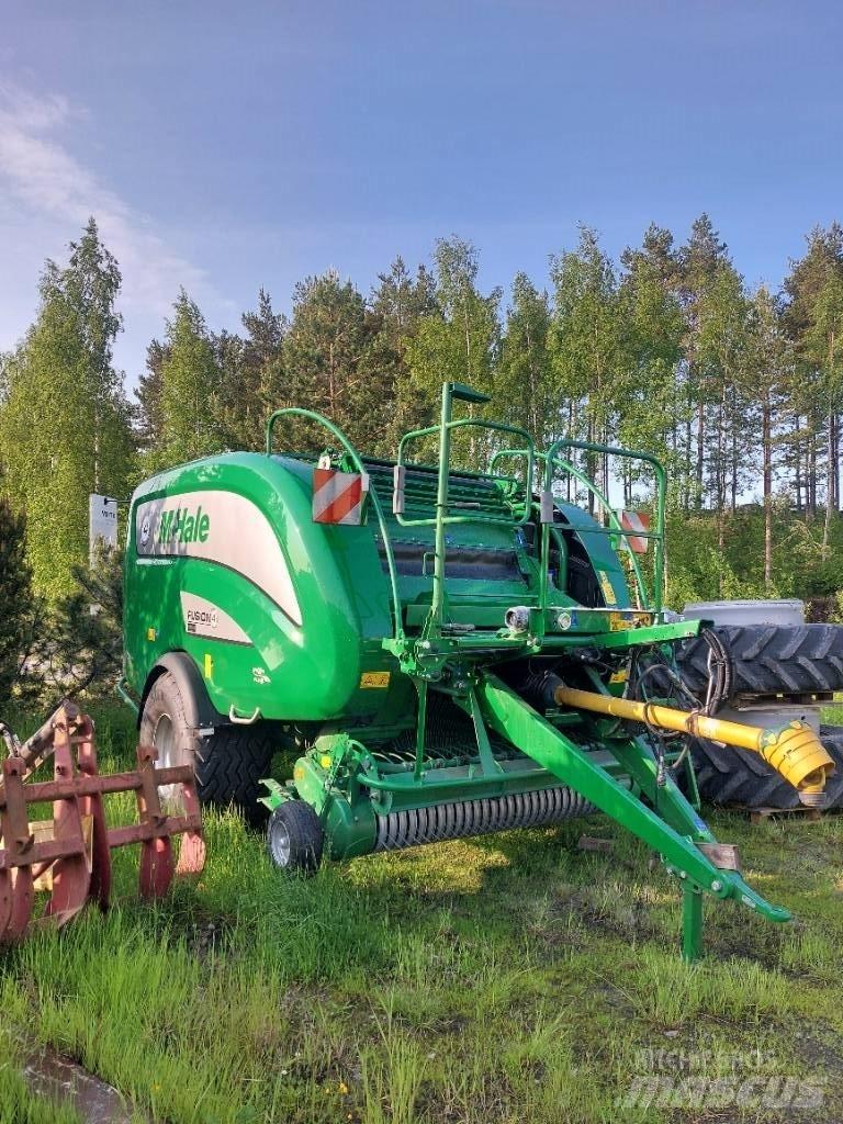 McHale Fusion 4 圓型牧草打包機