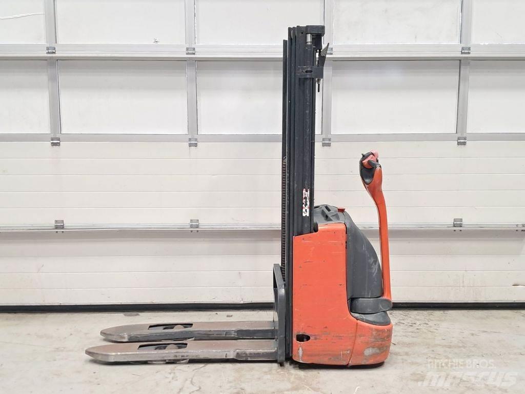 Linde L10 行走控制式堆積機