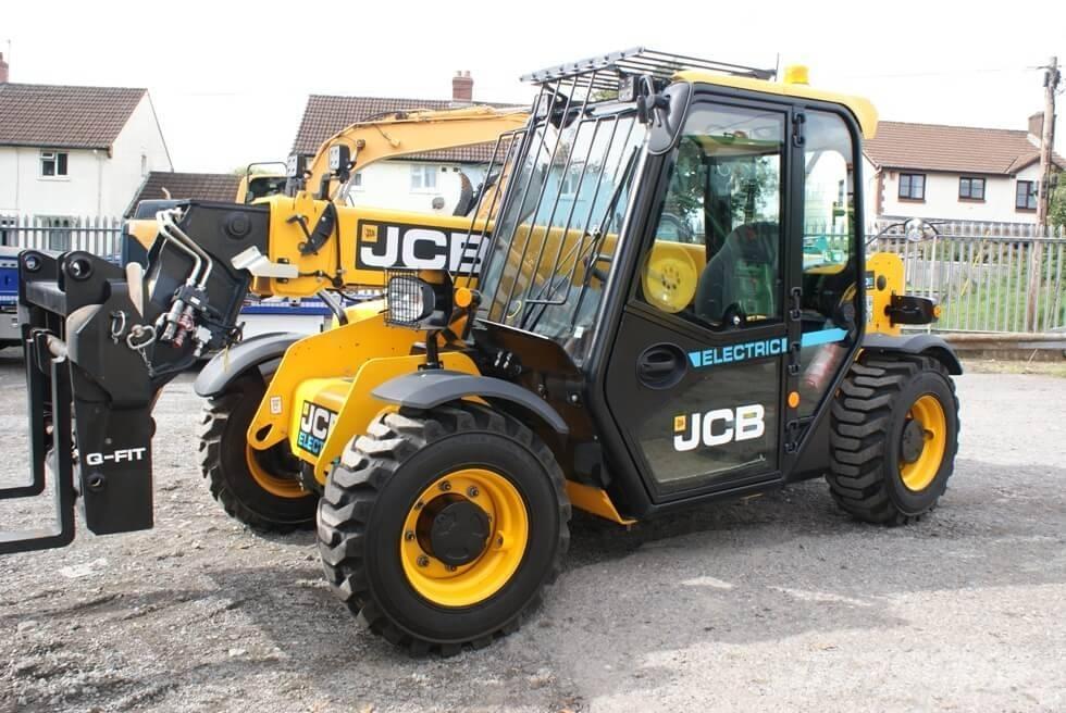 JCB 525-60 E 伸縮臂操作車