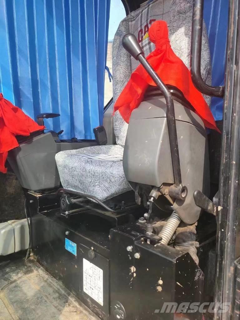 CAT 307E2 中型挖土機/掘鑿機/挖掘機 7t-12t