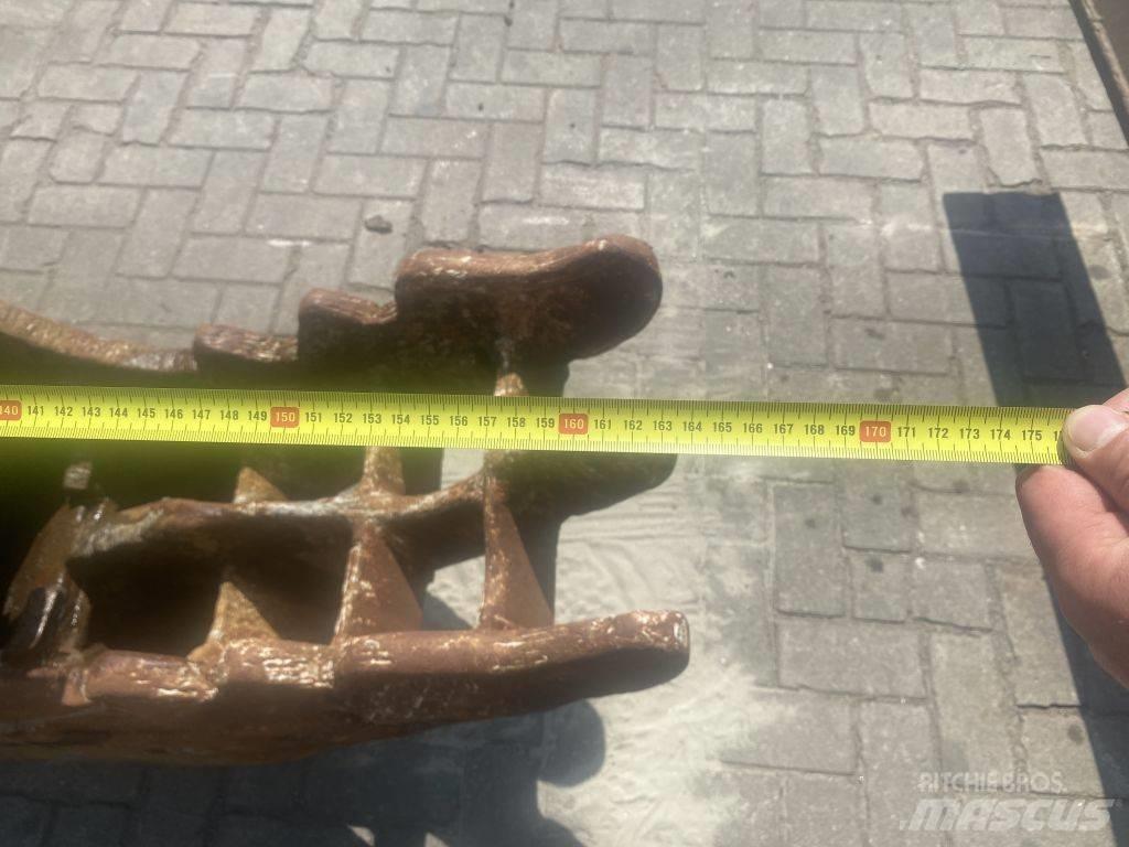 ETA 14-15 TON 工程軋碎機(壓碎機)