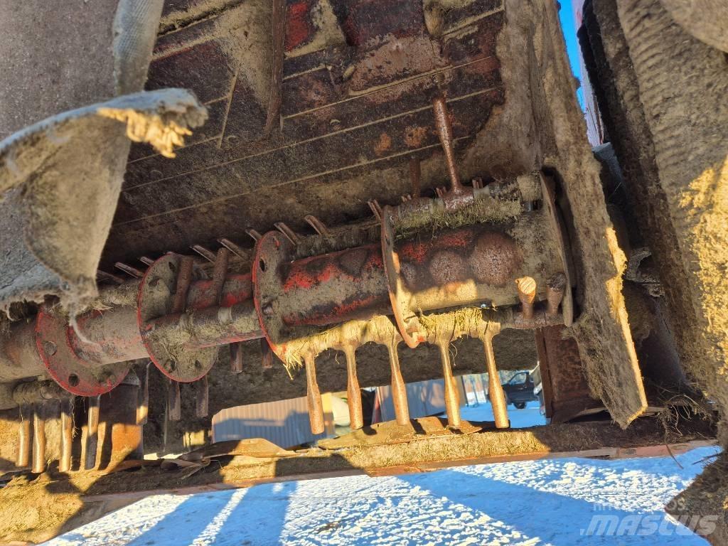Kuhn Alterna 400 割草調節裝置