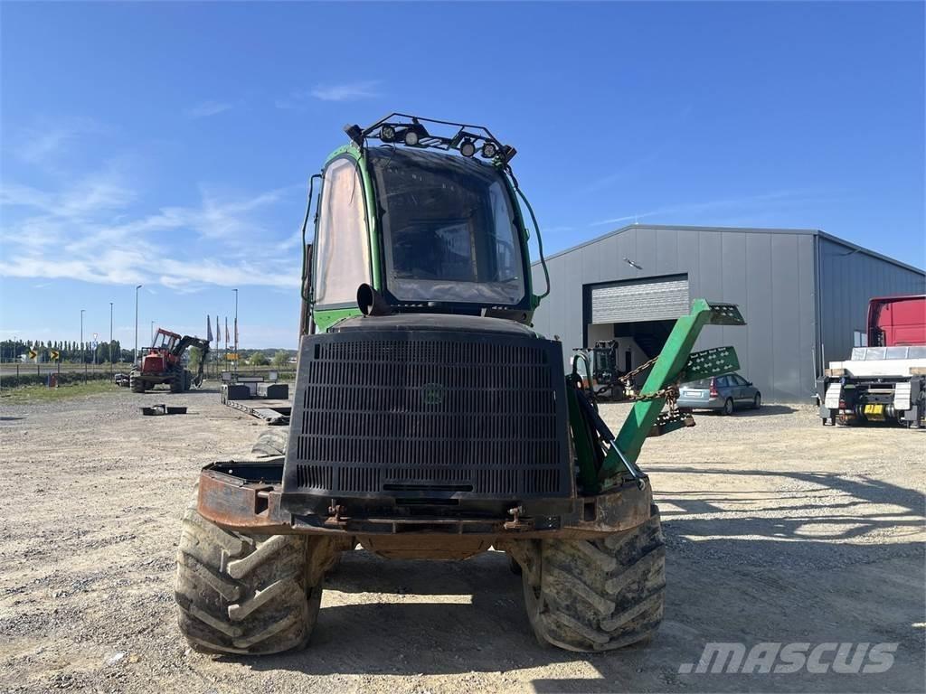 John Deere 1010E 收穫機