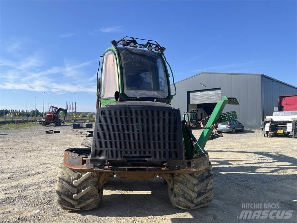 John Deere 1010E 收穫機