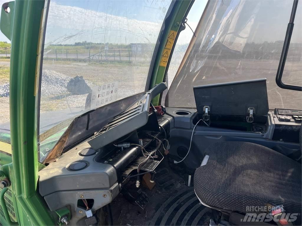 John Deere 1010E 收穫機