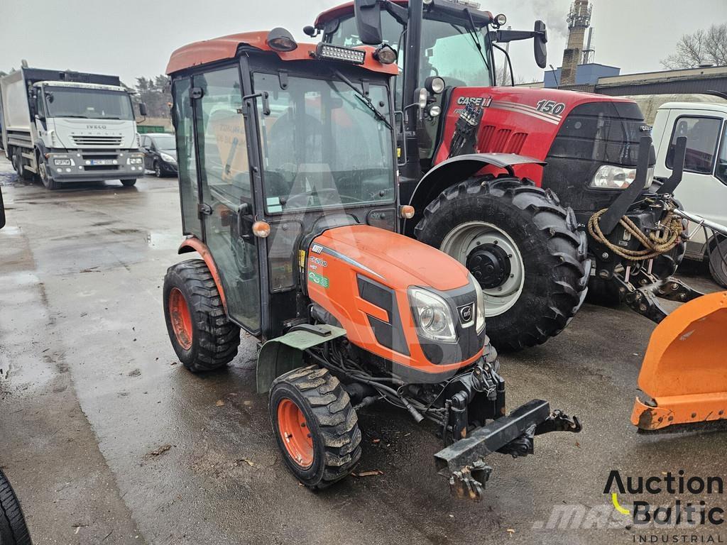 Kioti CK 2810 曳引機