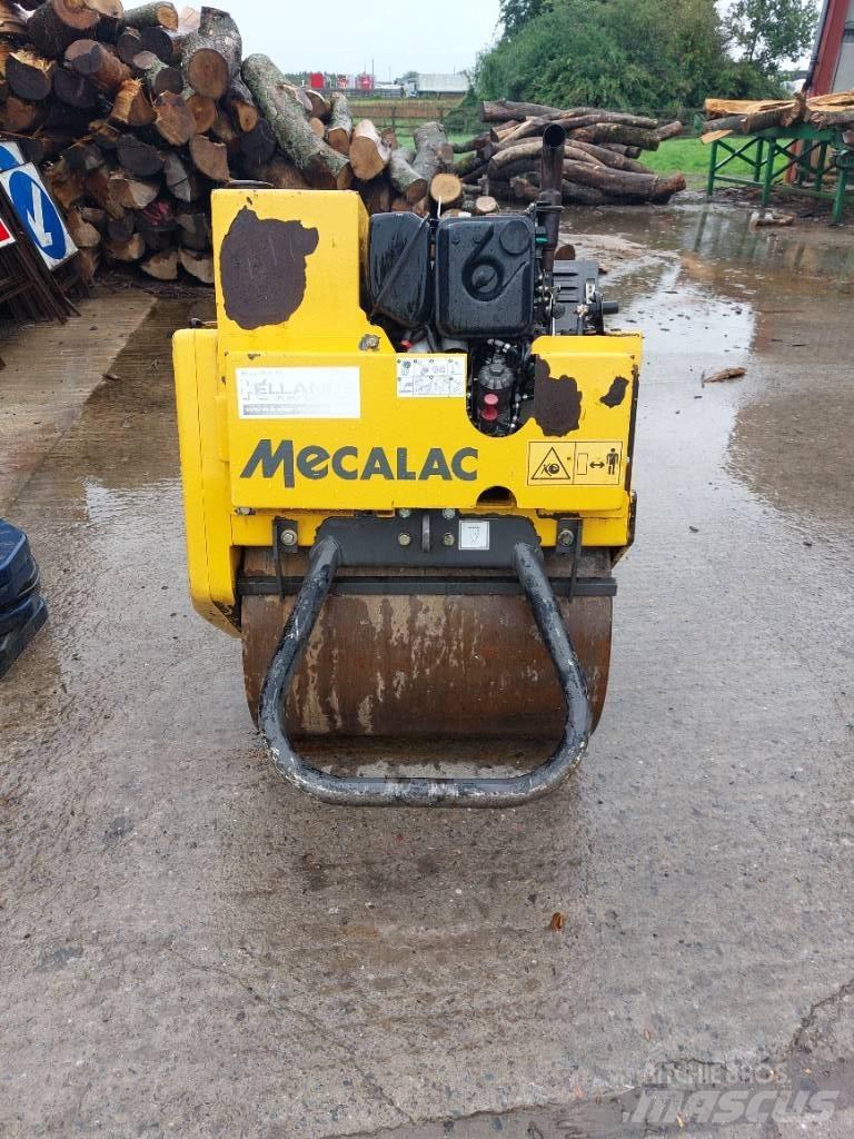 Mecalac MBR71 單輪滾壓機