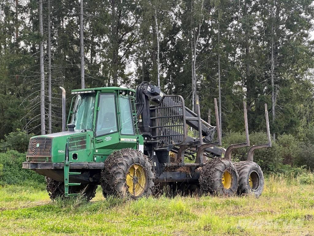John Deere 1110 D 集運機