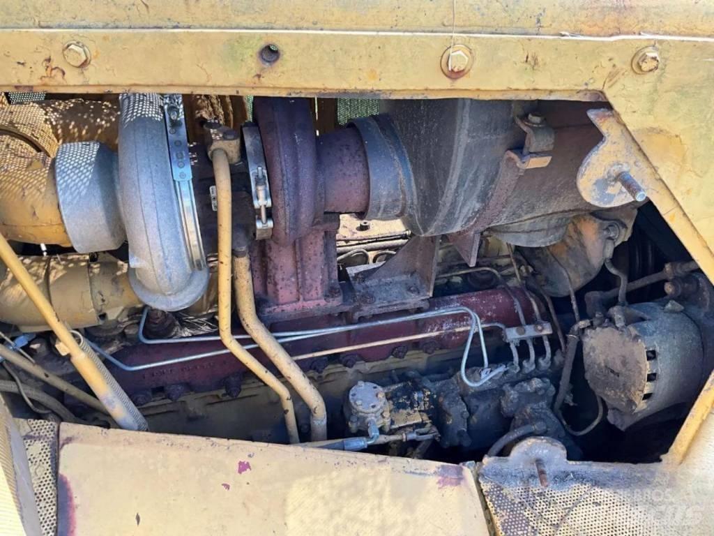 CAT D 7 G 履帶推土機