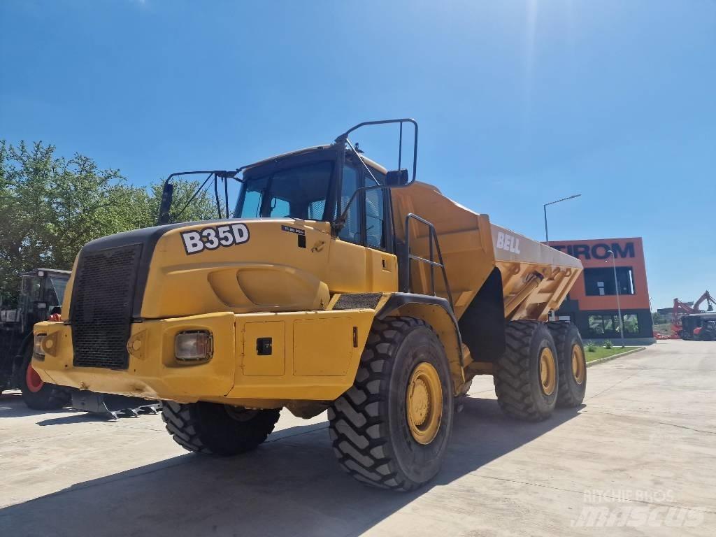 Bell B35D 6x6 鉸接式起吊車