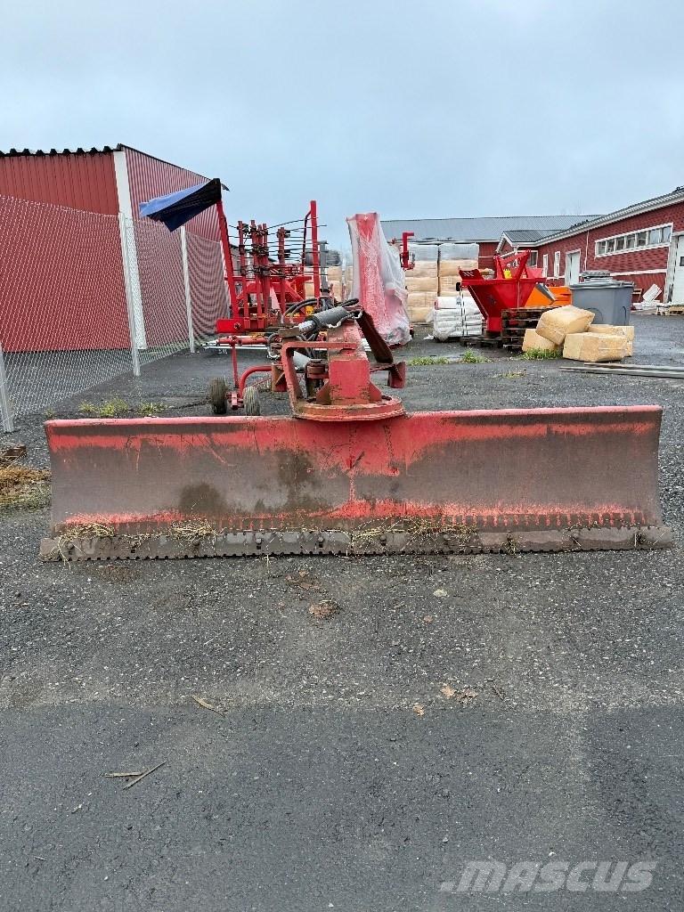 VM 300 JH 2 刮路機