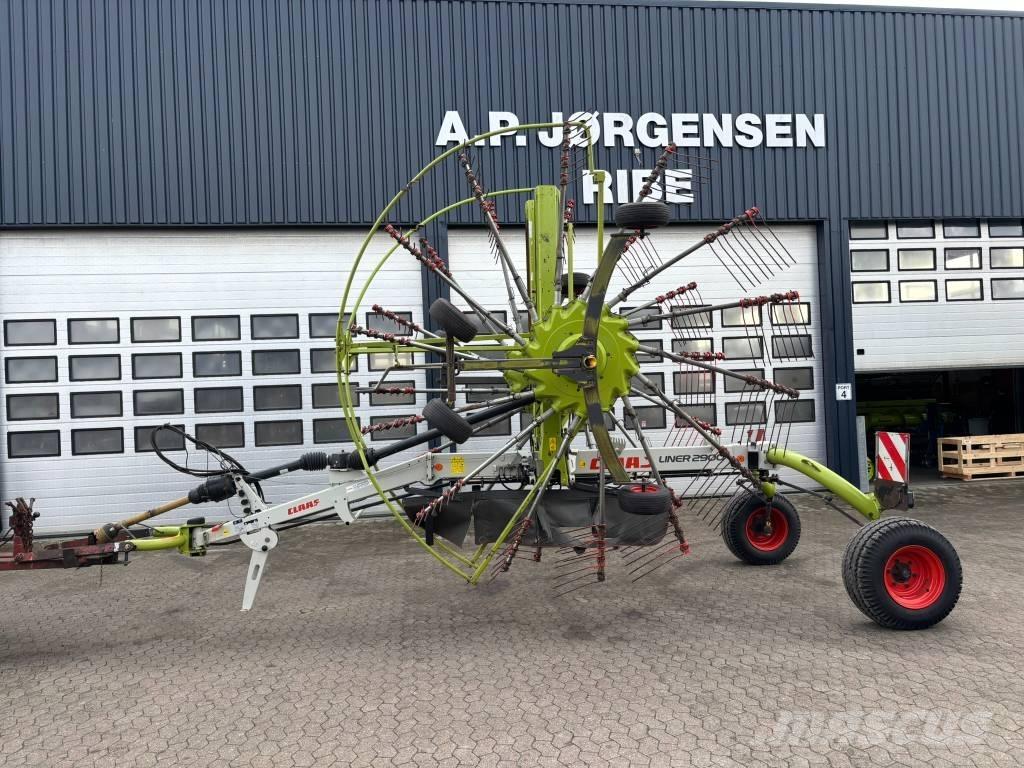 CLAAS Liner 2900 耙與翻草機