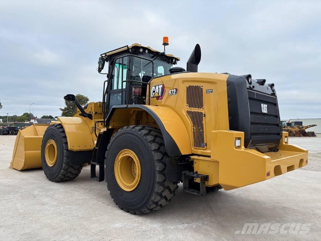 CAT 972 輪胎式裝載機