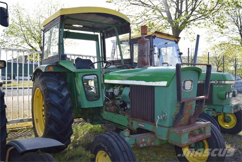 John Deere 2130 曳引機